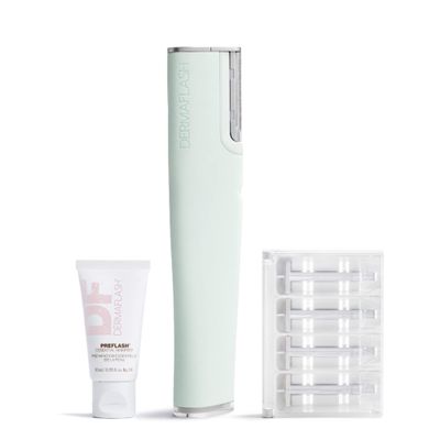 DERMAFLASH LUXE+ Sonic Dermaplaning Tool for Face Peach Fuzz Removal, Anti-Aging & Exfoliation, Seafoam