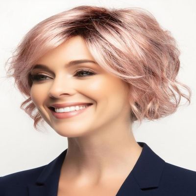 TISHINING Short Ombre Pink Wavy Bob Wigs for White Women Chin Length Pink Curly Bob Wig with Bangs Heat Synthetic Natural Looking Daily Cosplay Wig