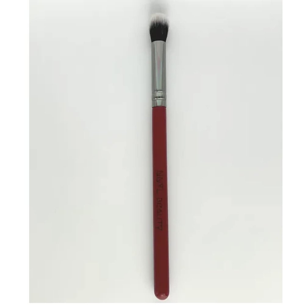 cosmetic brushes (large blending eye brush)