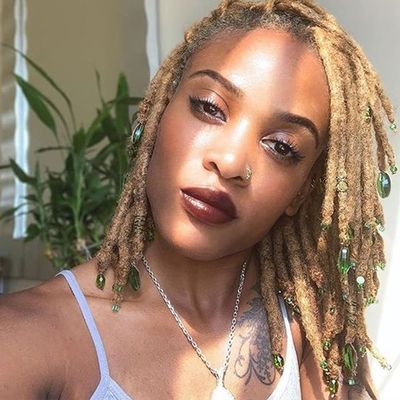 0.4cm Thickness #613 Blonde Color 6 Inch 10 Strands 100% Real Human Hair Dreadlock Extensions for Man/Women/Kid Full Head Handmade Can Be Dyed Bleached Curled Permanent loc Extension