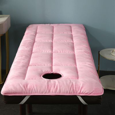 QQXX Massage Spa Mattress for Beauty Salon, Thicken Massage Bed Sheet with Holes, Anti-Slip Breathable Quilted Mattress Topper Facial Massage Bed Cover(80x185cm(31x73inch), Pink)