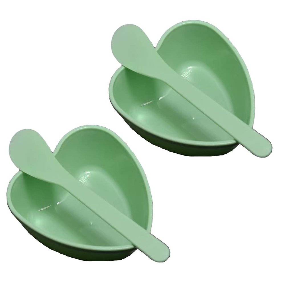 2 Sets Plastic Heart Shaped Facial Mask Mixing Bowl with Stirring Spatula Facemask Bowl Mud Mask Mixing Bowl DIY Skin Care Mixing Tool Kit for Lady Women Home Beauty Salon Use, Green