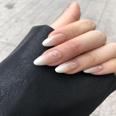 Nude White French Fake Nails Almond UV Gel False Press on Nails for Girl Full Cover Wear Finger Nail Art Tips
