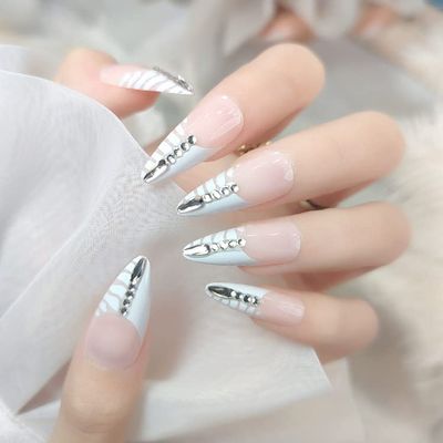 FRUJCDKI Alligator Diamond Press on Nails Coffin Rhinestones Fake Nails Full Cover Bling Acrylic French False Nails for Women and Girls 24PCS