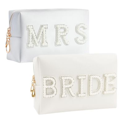 2PCS Bride to be Patch Letter Makeup Bag Bridal Shower Gifts for Engagement Wedding Bachelorette Bridesmaid Gifts for Bride Mrs Pearl Rhinestone Travel Bag White PU Leather Make Up Bag Pouch for Purse