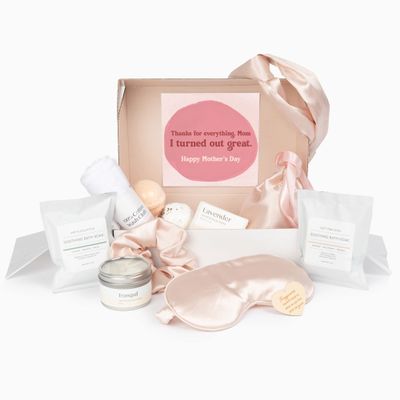 Dear Ava Spa Gifts for Women | Organic Self Care luxury Anti Stress Relaxing Bath and Body Kit Set Basket Box for Her with Heartfelt Card | Happy Mother Day Spa Gift for Mom