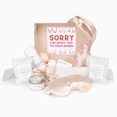 Dear Ava Spa Gifts for Women | Organic Self Care luxury Anti Stress Relaxing Bath and Body Kit Set Basket Box for Her with Heartfelt Card | Pregnancy Funny Gifts for Women