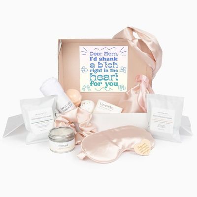 Dear Ava Spa Gifts for Women | Organic Self Care luxury Anti Stress Relaxing Bath and Body Kit Set Basket Box for Her with Heartfelt Card | Funny Spa Gift for Mom