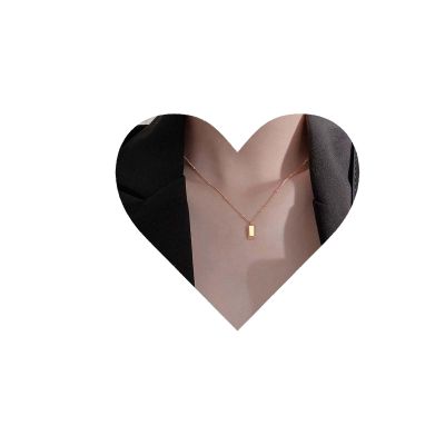 Allereyae Vintage Square Pendant Necklace Polish Square Necklace Square Choker Necklace Gold Ball Chain Necklace Jewelry for Women (Gold)