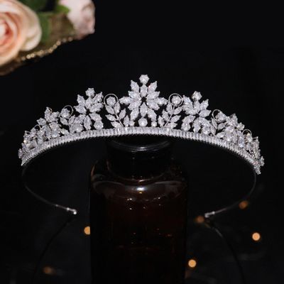 Aoligrace Small Cubic Zirconia Wedding Tiaras for Women CZ Sweet 16 Quinceanera Crowns for Girls Fairy Royalty Hair Jewelry