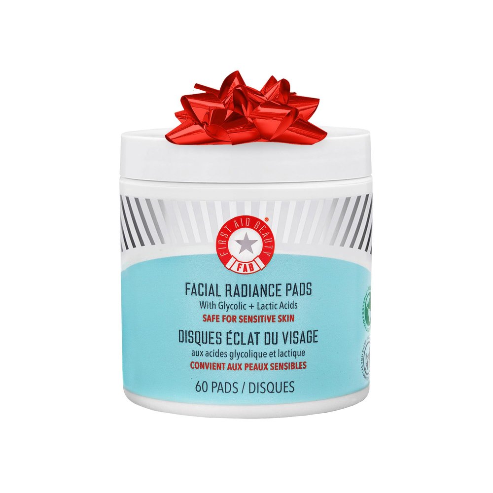First Aid Beauty - Facial Radiance Pads with Glycolic & Lactic Acids, Daily Exfoliating Pads with AHA, Visibly Smaller Pores, Help Tone & Brighten Skin, One-Step Makeup Prep, Compostable, 60