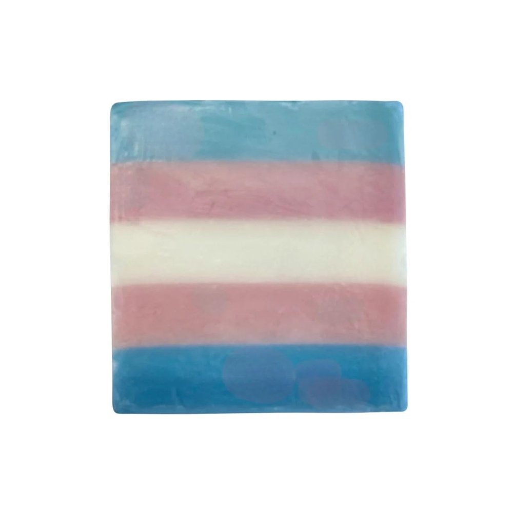 Trans Pride flag soap. Lemongrass and verbena | 4.5oz | Handmade soap with the colors of the official lgbtqia+ trans flag. For sensitive and dry skin.