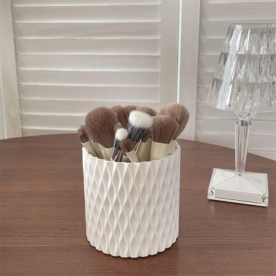 360 Rotating Makeup Brush Storage Bucket Dustproof Pen Holder Brush Beauty Brush Storage Box Ins Premium Storage Barrel Barrel Brush