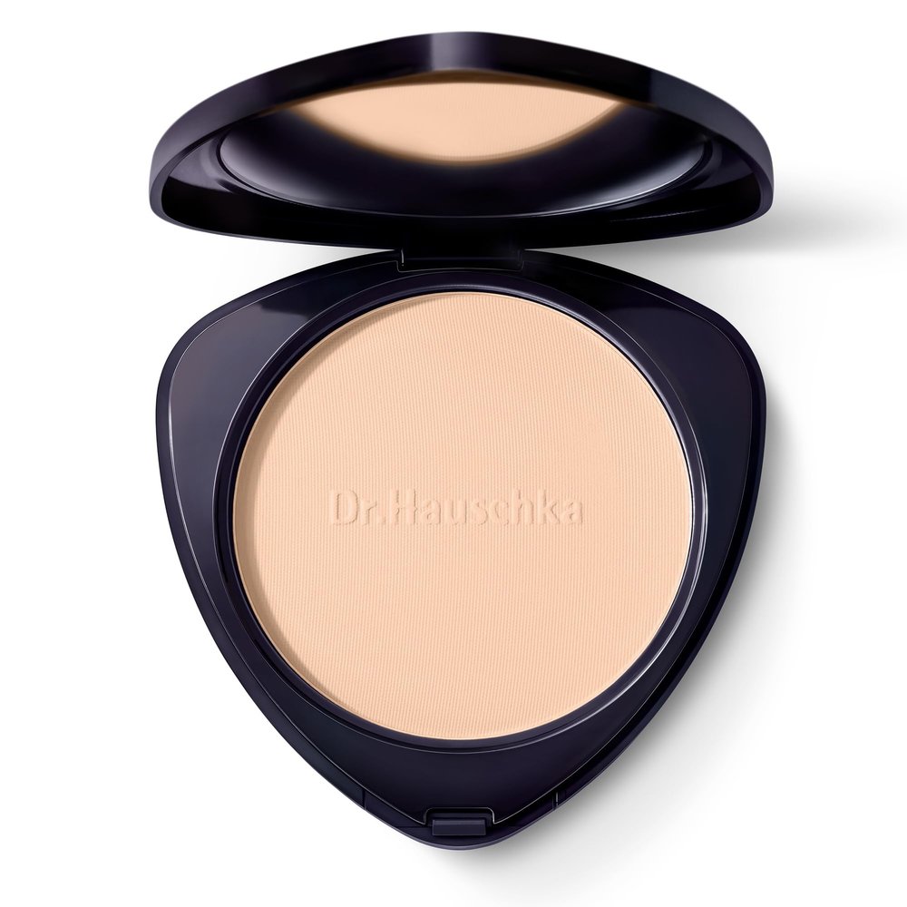 Dr. Hauschka Compact Powder 00, Translucent, Natural, Mineral, Set & Mattify, Touch-up, Silky Finish, for All Skin Tones, 0.28 oz