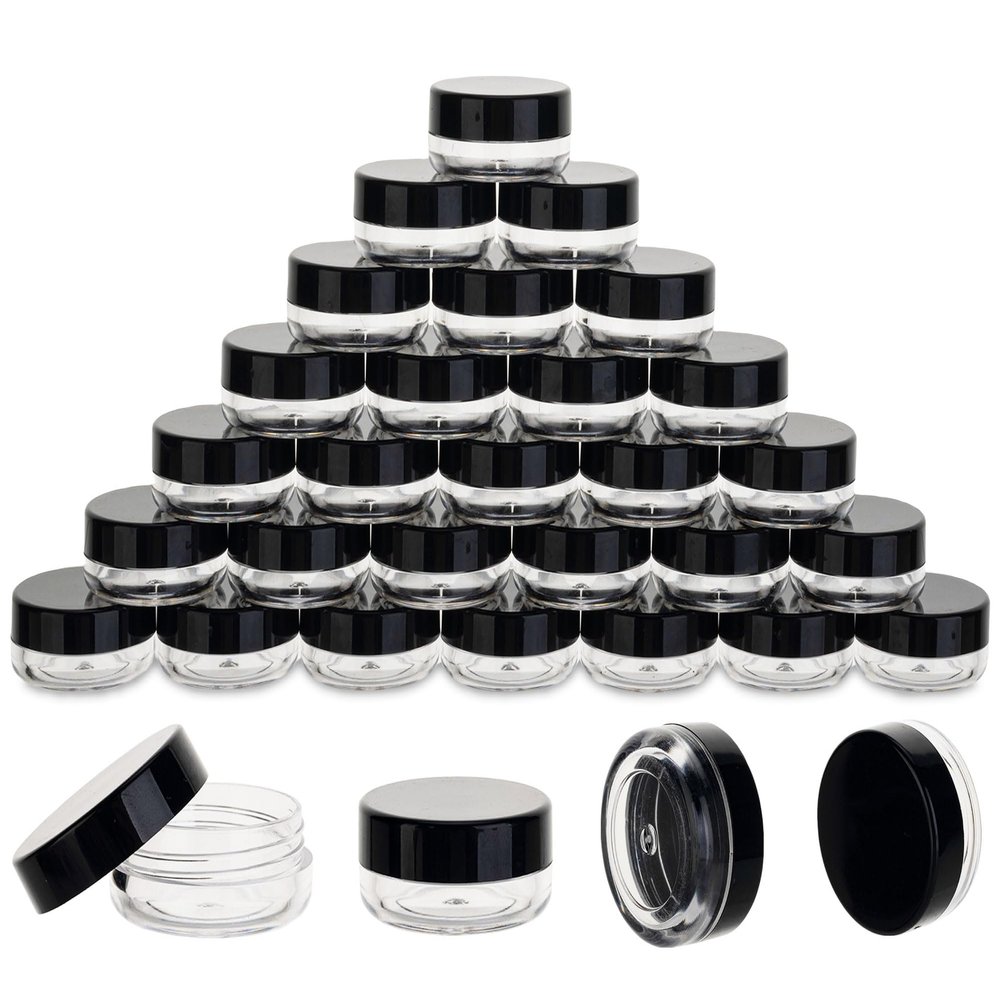 100 Count 3 Gram Sample Containers, Clear Lip Balm Containers with Lids, Small Plastic Sample Jars with 8 Mini Spoons, 100pcs Labels (Black Lid)