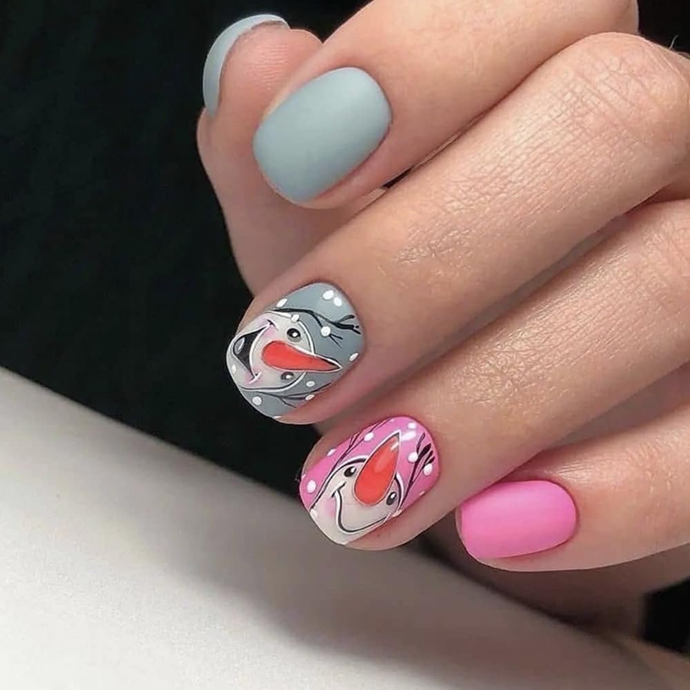 CEWEWP 24 Pcs Christmas Press on Nails Short Christmas Square Fake Nails with Grey Pink Snowman Designs Winter Full Cover Christmas Glue on Nails Christmas Acrylic Nails for Women DIY Decorations