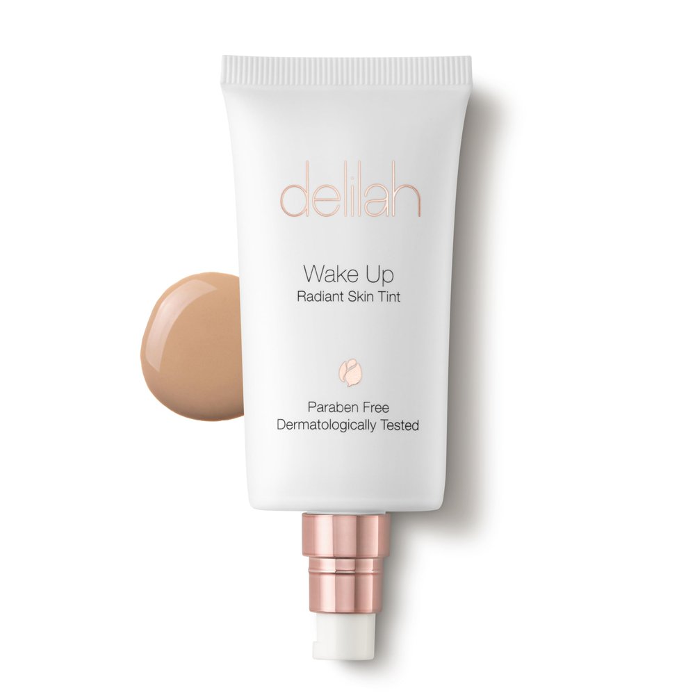 delilah Wake Up Radiant Skin Tint - Lightwieght formula (Bronze)