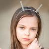 HOMSFOU Alien Headband, Creative Space Themed Headband with Glowing Antenna, Perfect Accessory for Halloween, Cosplay, Parties, Stage Performances for Women and Kids, Grey view 4