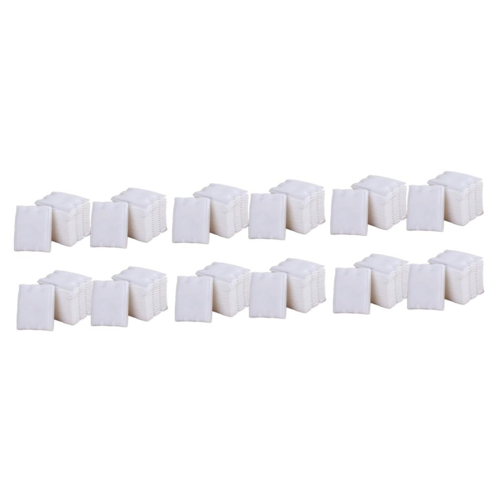 balacoo 666pcs Double-Sided Makeup Remover Pads Soft Cotton Pads for Makeup Removal Skin Care and Toner Application Lightweight Versatile for Face and Nail Polish Use
