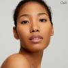 Cl de Peau Beaut, Radiant Fluid Foundation Natural Broad Spectrum SPF 25 , O60 view 4