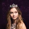 Andersons Rowan Rhinestone Tiara, 2 1/2 Inch Silver Metal Crown with Clear Faux Diamonds and Intricate Floral Design for Prom, Homecoming Queen, Wedding Bridal Party, Sweet 16, Quinceaera, Birthday, Pageant, Anniversary, Theater Costume Accessory view 2