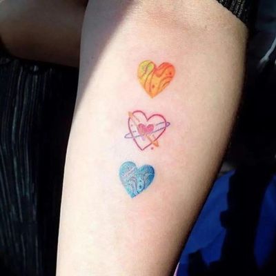 2 Tattoo Stickers Temporary Tattoos Fake Tattoo, Hand-Painted Colorful Hearts, Cute And Fresh
