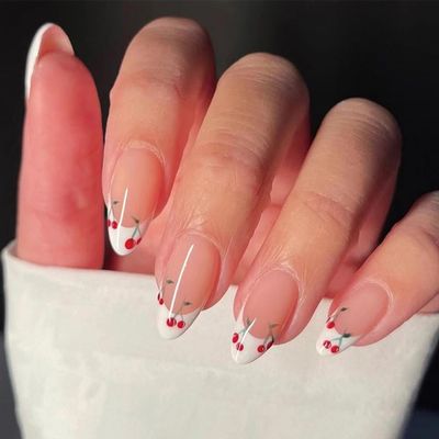 24 Pcs Press on Nails Short Almond - CEWEWP Winter Almond Fake Nails Press ons White French Nail Tips with Cherry Design Full Cover False Nails Glue on Nails Artificial Acrylic Nail Art Kit