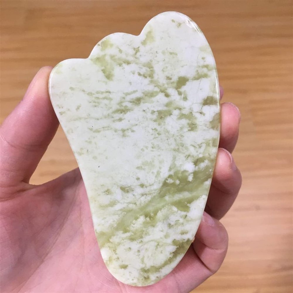 BAWHO Natural Jade Gouache Gua Sha Stone Massage Tools for Body Meridian Scrapping Face Lifting Slimming Skin Detox Beauty 1Pcs (Color : Triangle)