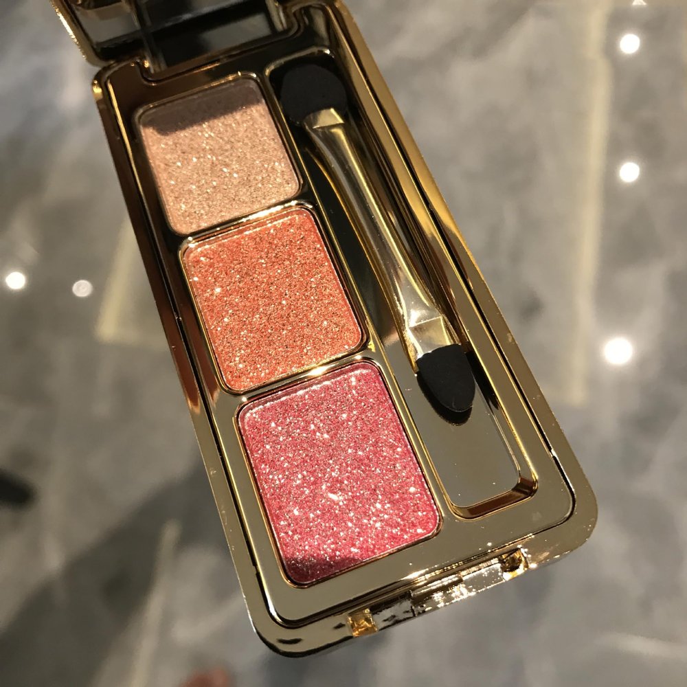 Glitter Eyeshadow Palette,3 Colors Shimmer Eyeshadow Palette Gold Eyeshadow Highly Pigmented Long Lasting Waterproof Sweatproof Eye Shadow Palette Makeup for Women Eye Shadow Palette Makeup (10#)