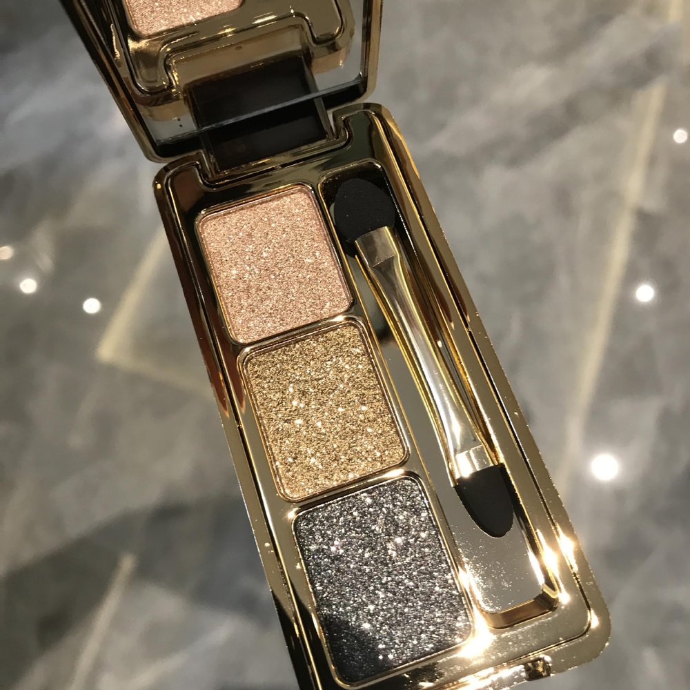 Glitter Eyeshadow Palette,3 Colors Shimmer Eyeshadow Palette Gold Eyeshadow Highly Pigmented Long Lasting Waterproof Sweatproof Eye Shadow Palette Makeup for Women Eye Shadow Palette Makeup (6#)