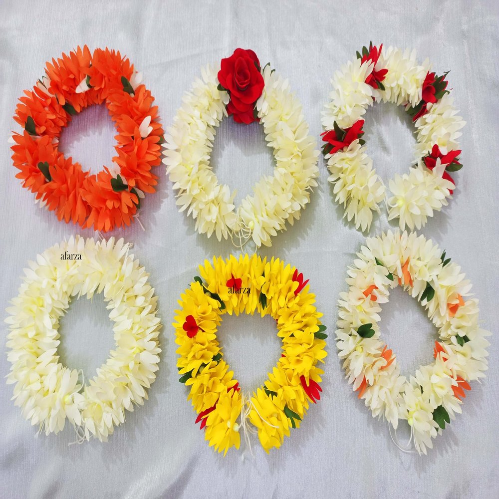 AFARZA; CHOICE GOOD FEEL GOOD Gajra for hair bun juda accessories mogra jasmine for women pack of 6 pcs. [Multi Coloured Designs]