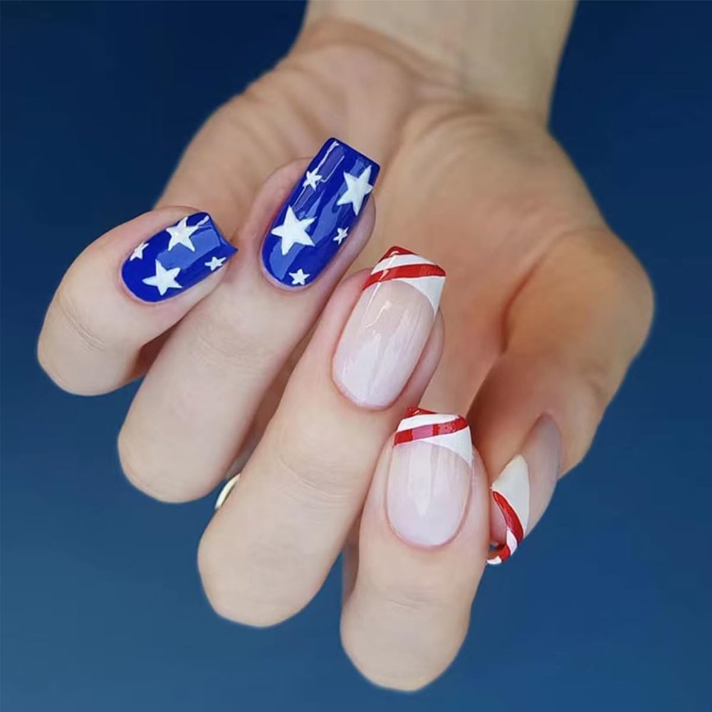 American Independence Day Star Press on Nails Short Length Square Fake Nails 4th of July Red White Five-pointed Stars Design Glossy Acrylic Glue on Nails Kit Reusable False Nails French Tip 24Pcs