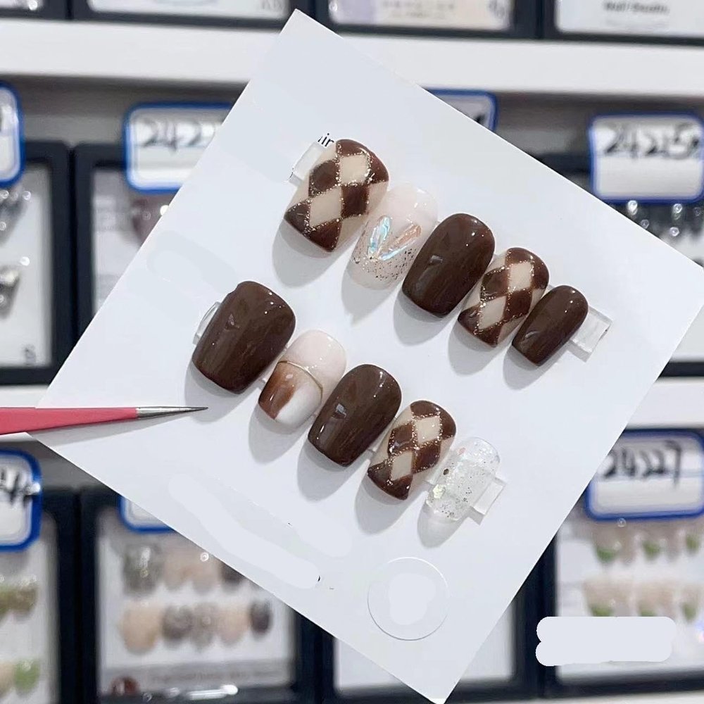 ZIIVIEVS Handmade Nail Wearing, Autumn Winter New Nail Enhancement, Hand Painted Chessboard Checkered Chocolate Love False Nails (Size : S, Color : 19211)