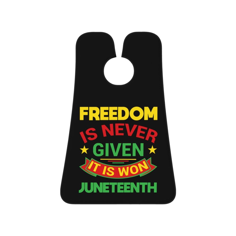 ZKLCRYTR Freedom Is Never Given It Is Won Juneteenth Men's Beard Bib Apron Waterproof Smooth Surface Beard Apron Durable Foldable Beard Hair Men's Gift