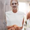 Baluue Facial Towels Professional Split Design Microfibers for Spa Steam Esthetician Supplies Salon and Barber Tools White view 2
