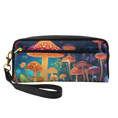 ZISHAK Mushroom Print Portable Makeup Bag,Travel-Friendly Design,Versatile Mini Makeup Pouchtion