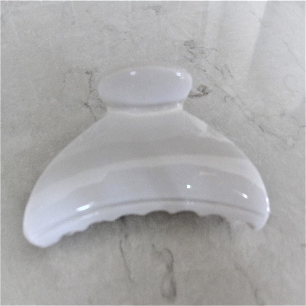 Generic Basic all white hair claw clip