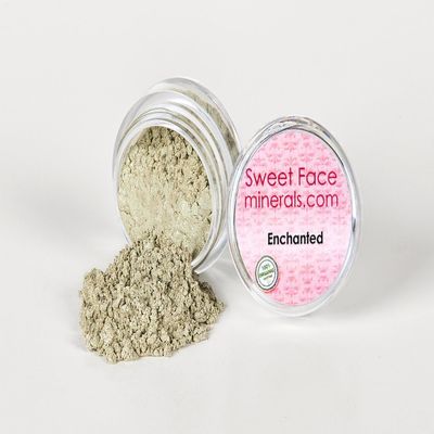 (5Gms) Enchanted Shimmery Eyeshadow Powder by SweetFace Minerals, Waterproof Eyeshadow, Long-Lasting Eye Makeup, Instant Eye-Enhancer, Smudge-Resistant, Blendable