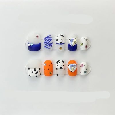 Handmade wearing armor, silver glitter, spicy girl manicure, European and American long pointed nail shape(Color:Milk,Size:L)