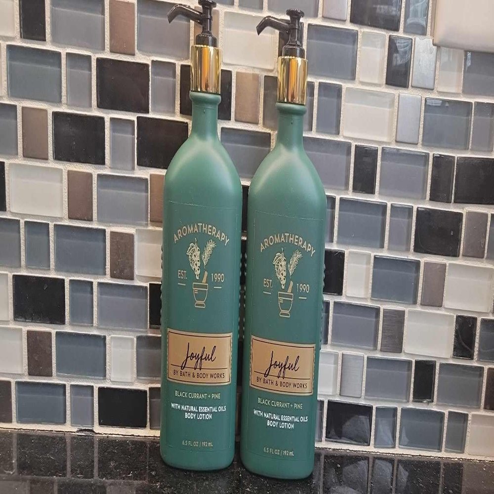 2 Aromatherapy Joyful BLACK CURRANT PINE Body Lotion