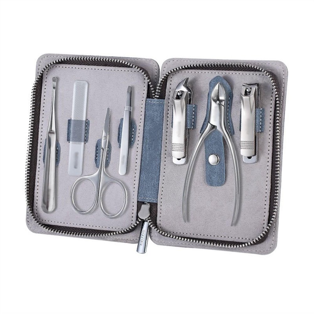 BABETRUE Nail Clipper Kit Portable Nail Clipper Set, 7 Pieces Men Women Pedicure Grooming Kit, Sharp Finger and Toe Nail Tools with Leather Case Nail Clippers Set(Blue)