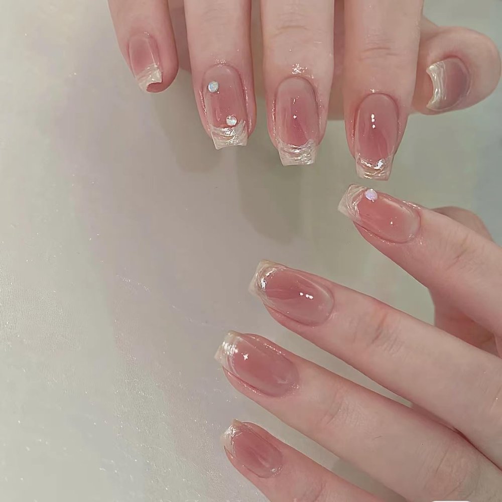 Hand manicure wearing nail patch powder blusher French cute bubble bead false naile(M)
