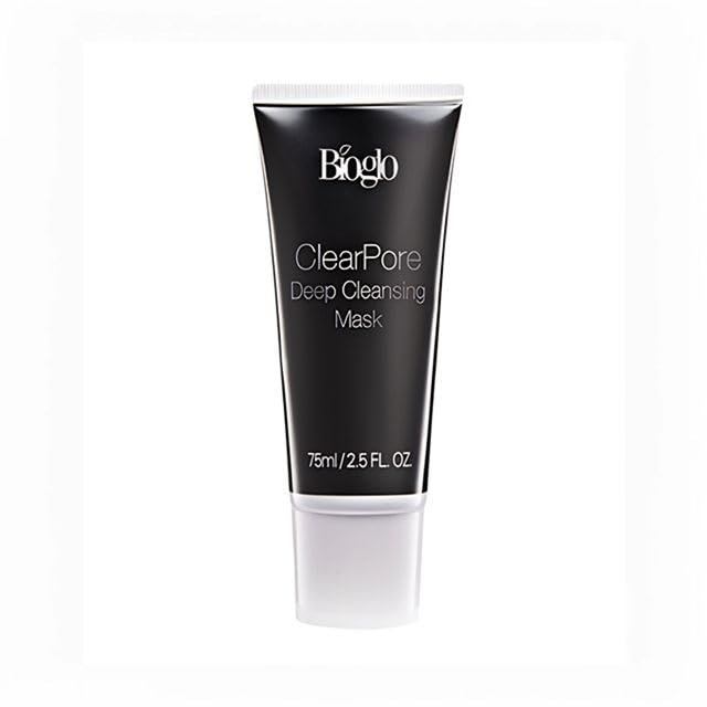 Deep Cleansing Mask penetrate deeply into the pores, removing impurities, excess oil, and dead skin cells. Leaving skin clean, refreshed, and glowing. (75ml)