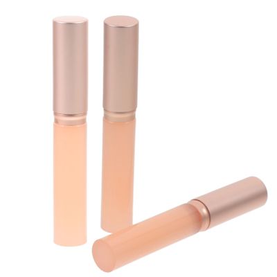 TOVINANNA 3pcs Silicone Lip Applicators Lidded Makeup Brushes for Precise Lip Gloss Application Comfortable Design for Daily Use and Makeup Experimentation