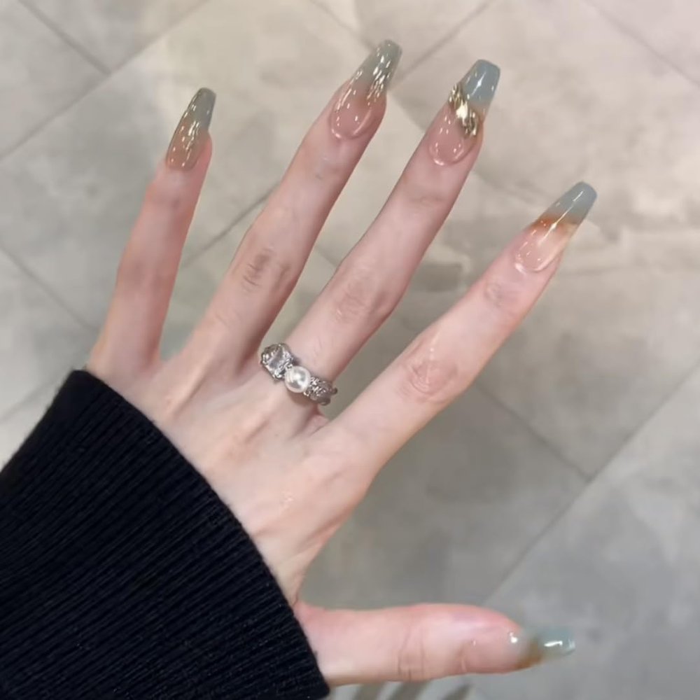ZIIVIEVS Wearing nail fake nail patch detachable manicure autumn and winter nail patch short nail(Middle green,M)