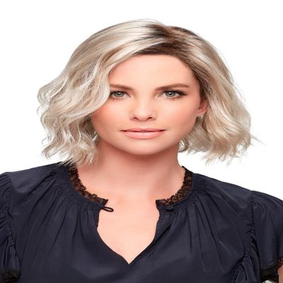 January Lace Front Mono Top Wavy Short Synthetic Wig 4pc Bundle: Wig, Comb, 4oz Belle of Hope Shampoo, and 19 Page Q & A Guide (12FS8, AVERAGE)