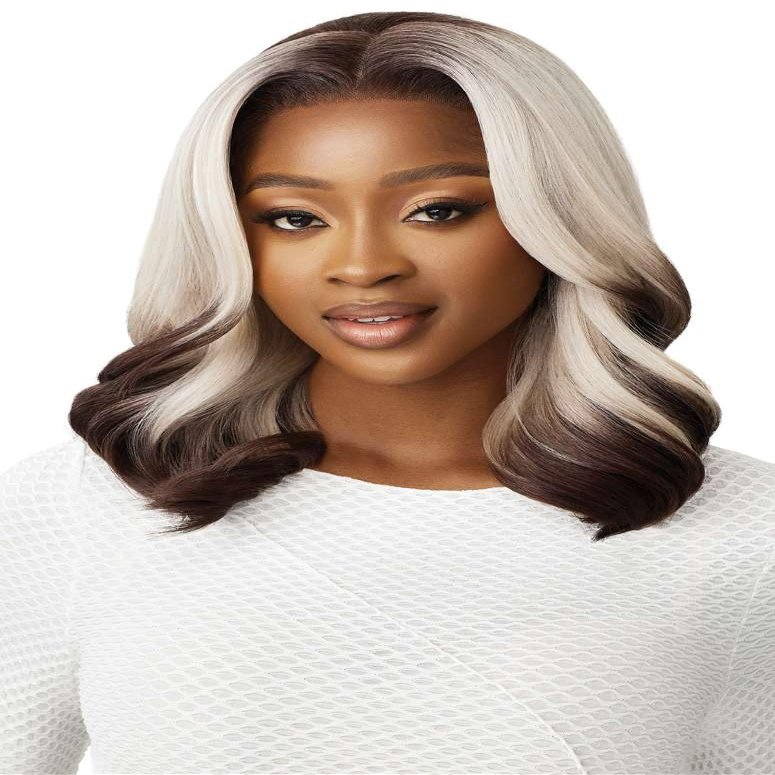 Outre Lace Front Wig - Perfect Hair Line 13X4 - Malibu (DARK BROWN 2)