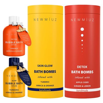 Luxurious Natural and Skin Care Bath Set Gifts for Women and Men - Pack of 4