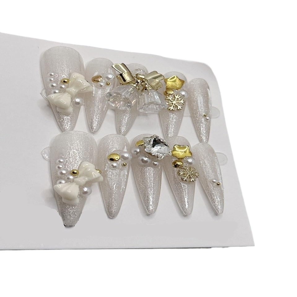 Handmade Christmas Nail Art with Wearable Nail Stickers and Removable Fake Nails(L)