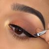 Eyeliner Brush Fine Angled+Concealer Brush view 4